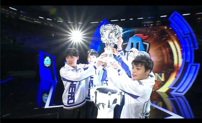 轻人的榜样 轻人的榜样