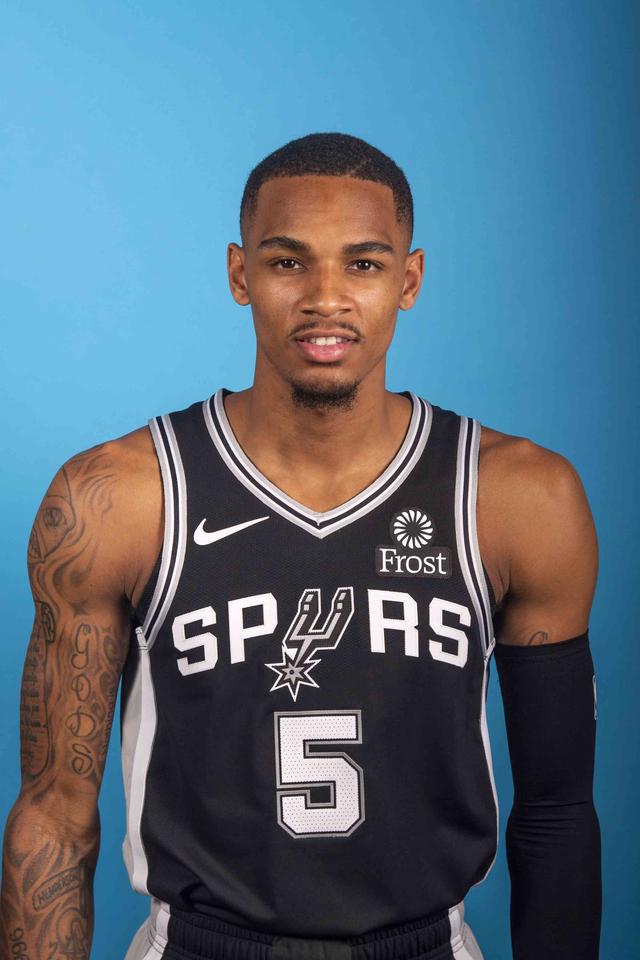 年轻球员 年轻球员